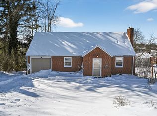 19 Locust Ln, Pittsburgh, PA 15241