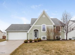 3965 Spruce Ln, Holland, MI 49424