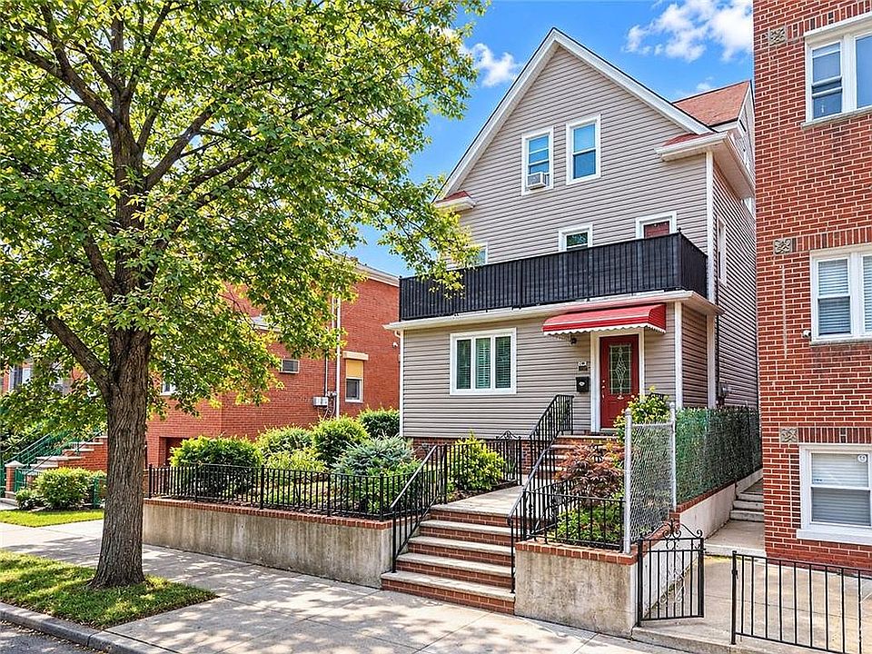 1st image of 2064 W 10th St