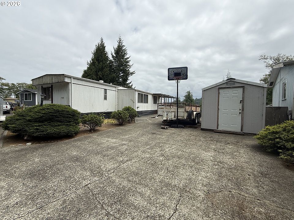 1st image of 63659 Clear View Dr