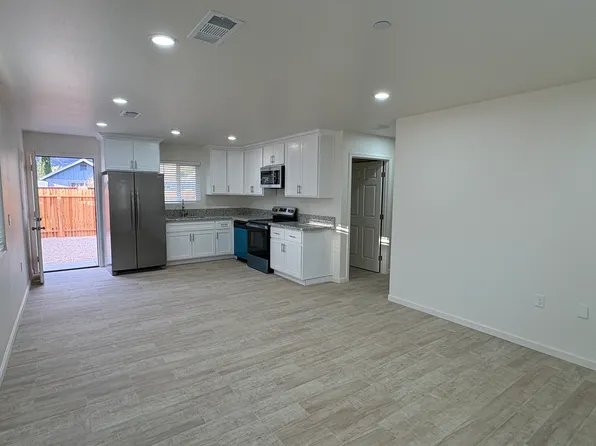 321 E I St #B, Tehachapi, CA 93561