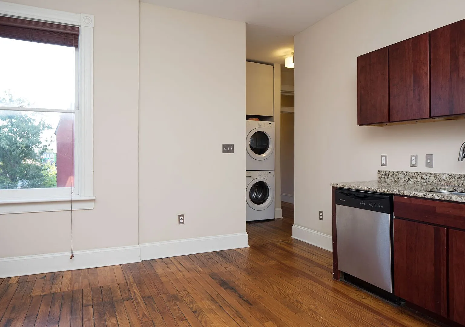 Marshall Adams 8 — Photo 1
