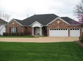 485 Churchill Downs Manor Ct, Fenton, MO 63026