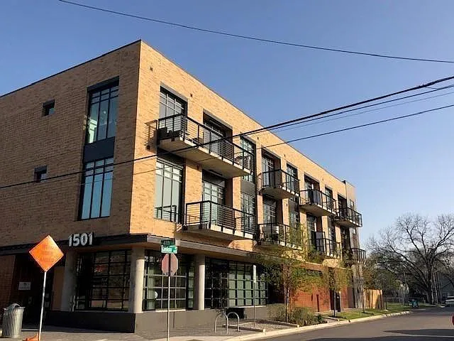 1501 E 4th St #304