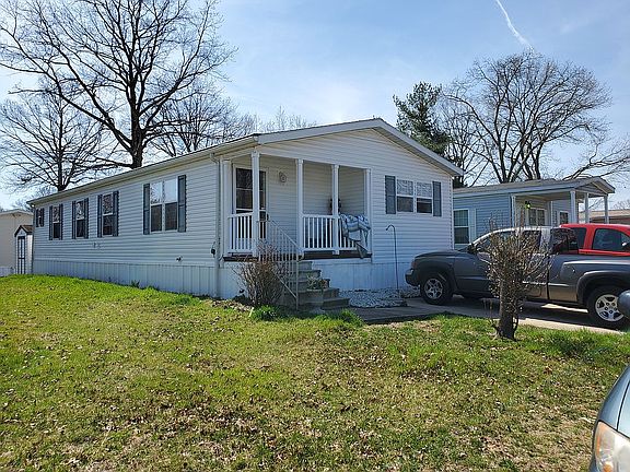 Front porch twin parking pad