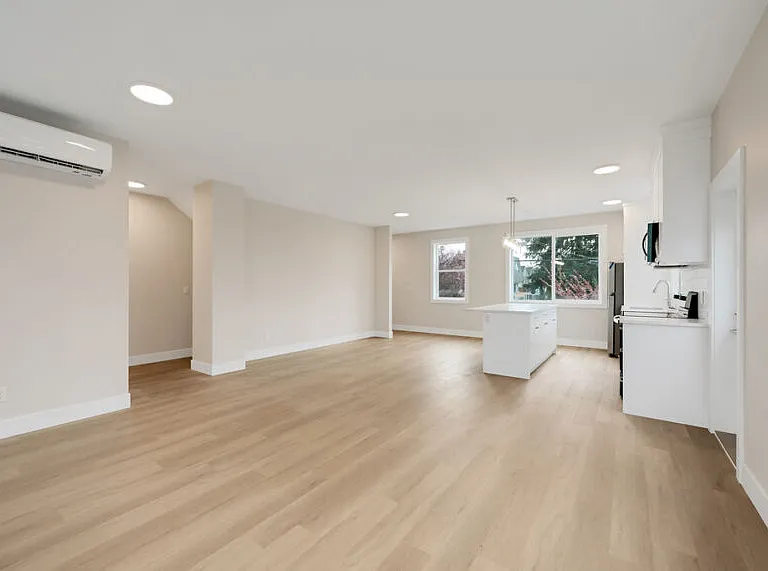 710 Catherine St — Photo 7