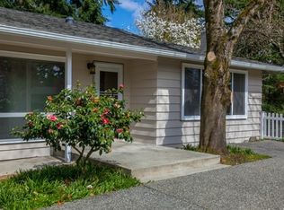 16524 NE 27th Pl, Bellevue, WA 98008