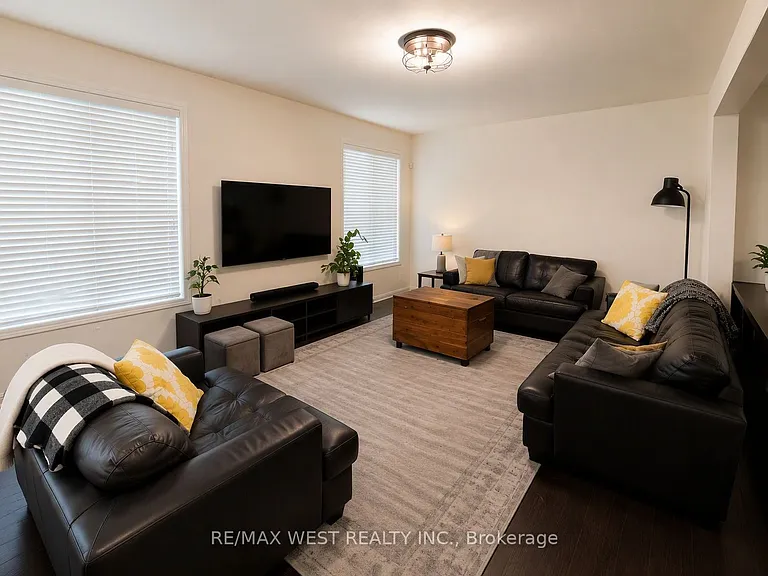 296 Ruhl Dr — Photo 3