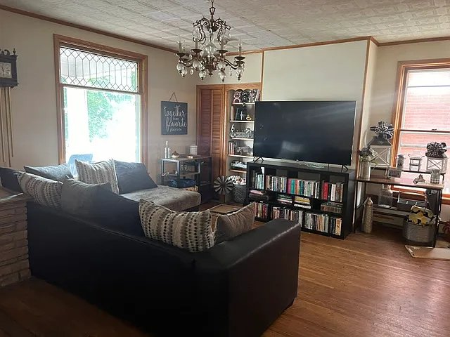 710 Temple Street, Hinton WV — Photo 3