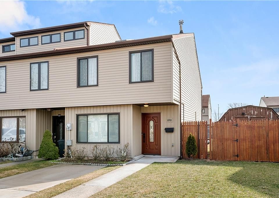 1st image of 890 Patterson Ave #1