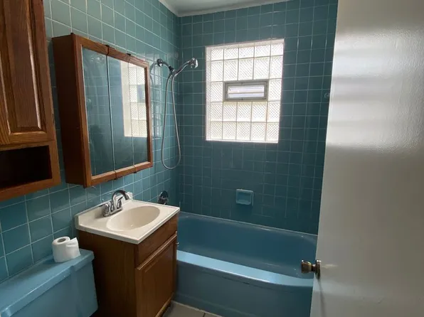 12535 S Ada St, Calumet Park, IL 60827