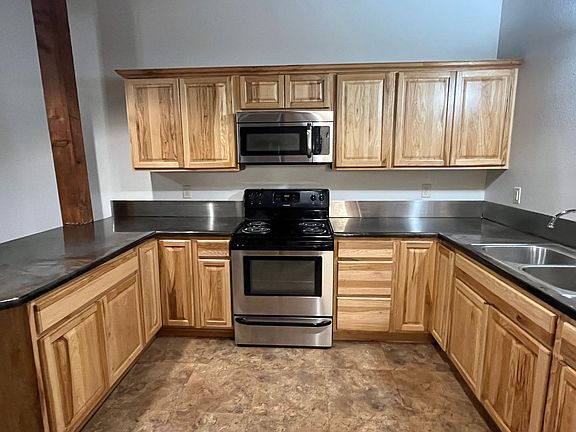 2nd image of 300 1st Ave NE #240