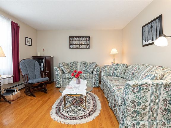 5th image of 3 Christina Dr #A
