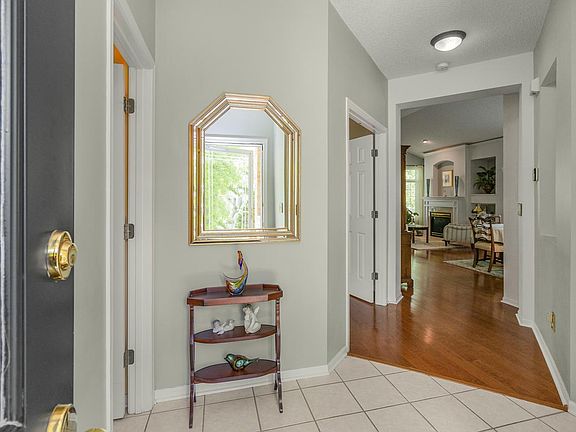 3rd image of 8897 Compton Dr