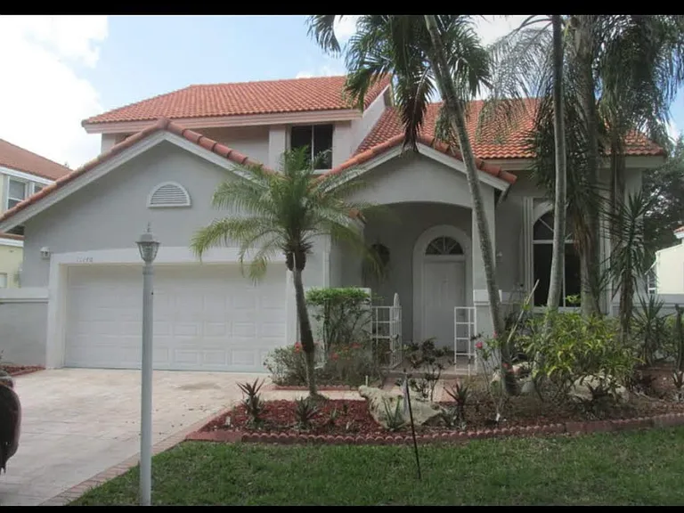 11140 Minneapolis Dr — Photo 3