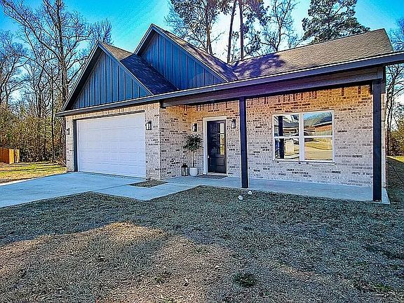 2nd image of 131 Winchester Pl