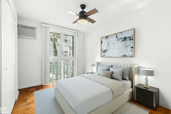 134 E 22nd St #111 — Photo 4