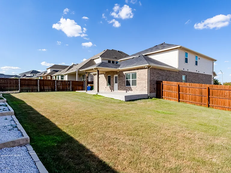 6601 Avila Way — Photo 37
