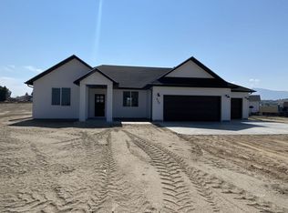 220 Country Club Pkwy, Spring Creek, NV 89815