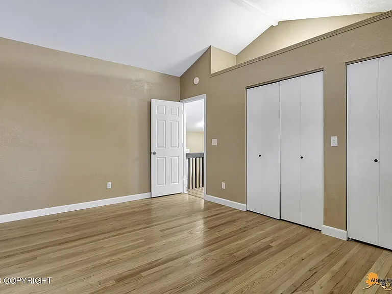 2905 Turnagain St — Photo 8