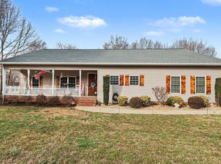 524 Dillon St, Chesnee, SC 29323