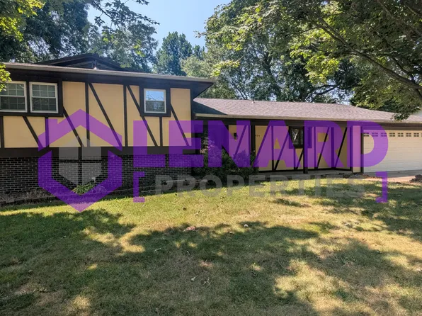 1004 E Auburn Pl, Bolivar, MO 65613
