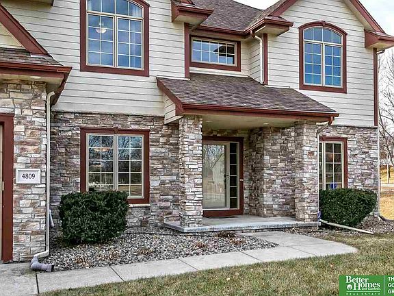 2nd image of 4809 Lakeside Cir