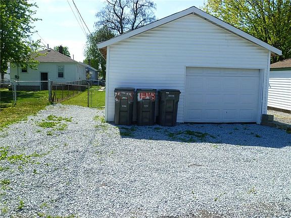 5th image of 1343 N Grant Ave
