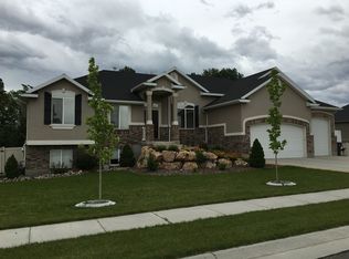 2584 S 2975 W, West Haven, UT 84401