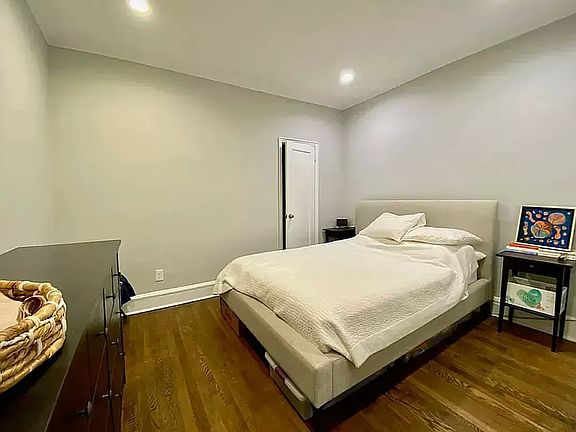 4th image of 204 Saint Marks Ave #4A