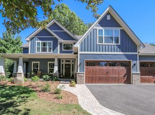 2304 Fescue Rd, Naperville, IL 60564