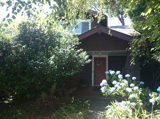 1611 39th Ave, Seattle, WA 98122