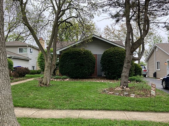 5th image of 229 S Milton Ave