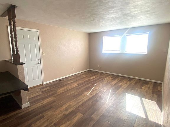 2nd image of 340 Caroline St #4