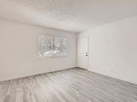 5th image of 4364 Tara Ave APT D