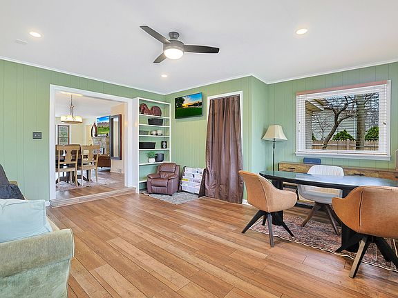 5th image of 2611 Lake Ave