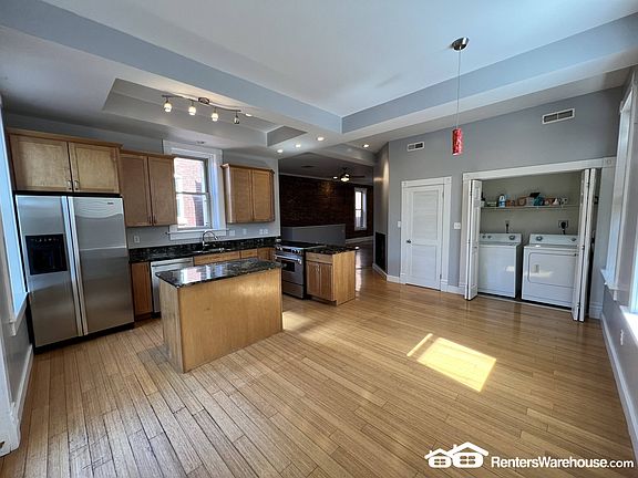 2nd image of 4336 Laclede Ave #4336