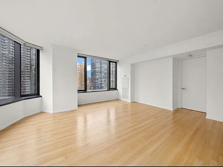 50 Union #12C — Photo 13