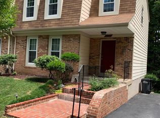 9903 Hemlock Woods Ln, Burke, VA 22015