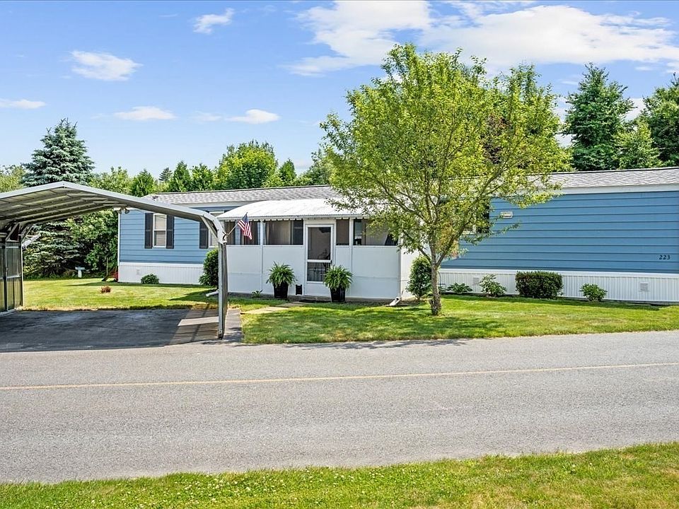 1st image of 223 Park Cir