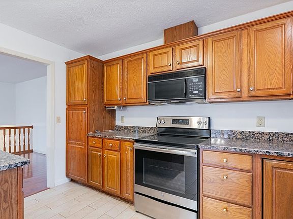 5th image of 1211 Brentwood Ct