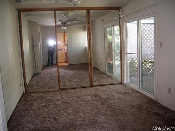 5th image of 2520 Northview Dr