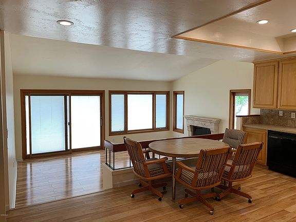 4th image of 2579 Pepperwood Dr