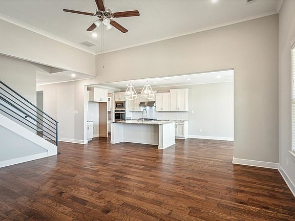 5th image of 13853 Highlands Crest Dr