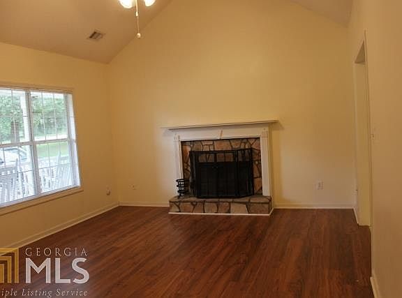 3rd image of 105 Makayla Dr