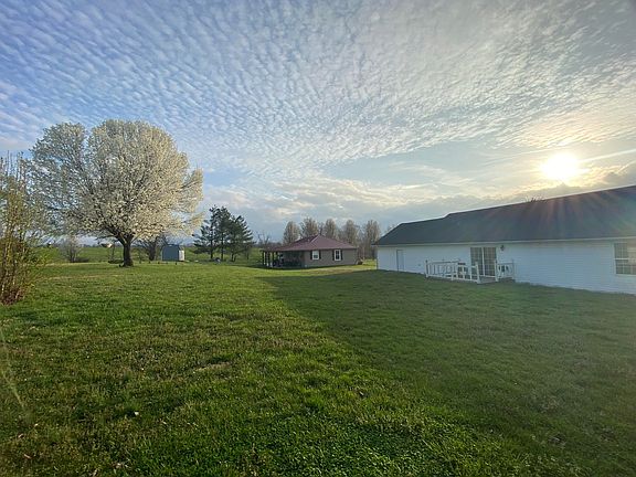 2nd image of 220 Deerwood Dr