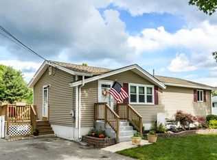 22 Baniulis Rd, Billerica, MA 01821