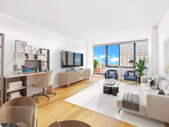 1991 Broadway image 3 of 9