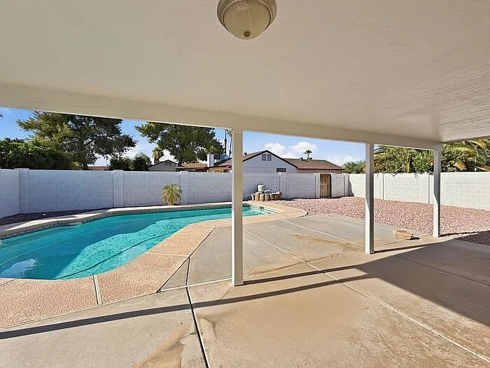 4910 W Gail Dr — Photo 29