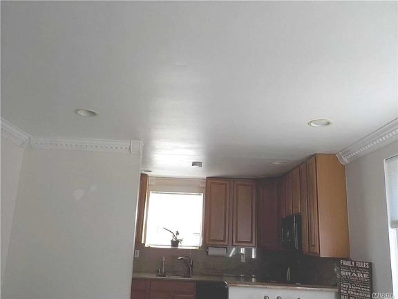 5th image of 254-17 74th Ave Floor 2